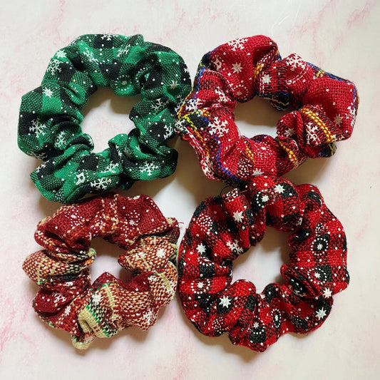Merry Plaid Scrunchie Set (4-Pack) | Holiday Hair